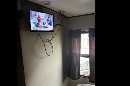 Family Friendly Camper Escape (Keystone 30RIPR