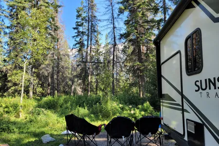 HELEN's Crossroads Sunset Trail Travel Trailer