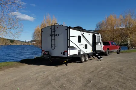 HELEN's Crossroads Sunset Trail Travel Trailer