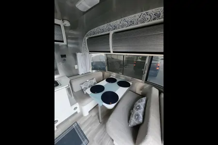 Airstream Bambi 19