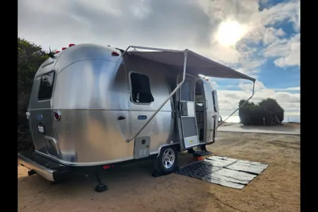 Airstream Bambi 19