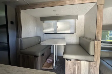 MOSH's Real lite mini trailer