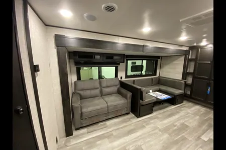Champs Jayco Jay Flight Travel Trailer