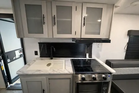 Forest River Salem FSX 210RT Toy Hauler