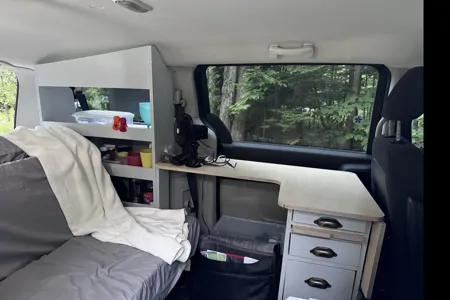 Le Vacancier Écono,  Dodge Grand Caravan Classe B