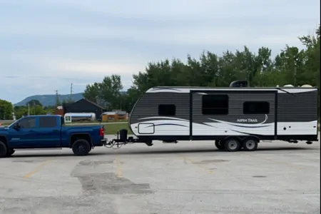 2017 Aspen Trail Bunkhouse