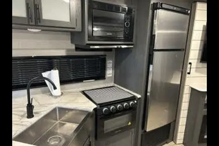 Dutchmen Aspen Trail 3120BHS Travel Trailer