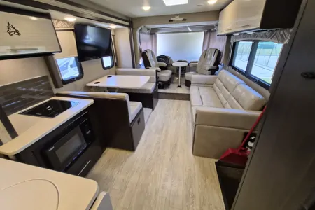 Thor Motor Coach Axis 27.7 Class A
