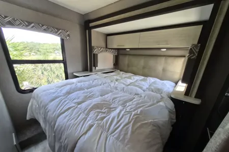 Thor Motor Coach Axis 27.7 Class A