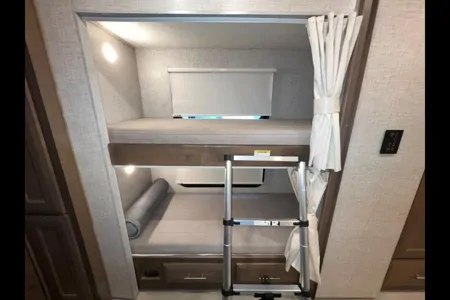 Elegant RV Rentals - Luxury on Wheels a 5 Star Experience