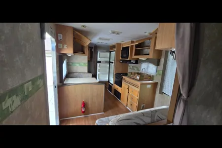 Jesse's 28 foot Family friendly camper!