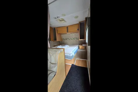 Jesse's 28 foot Family friendly camper!