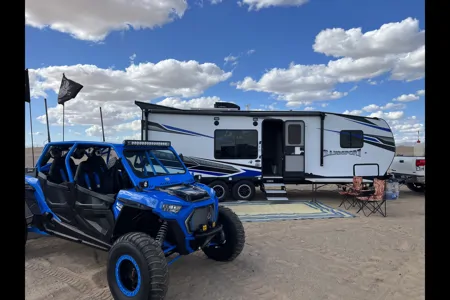Sandsport SSS240 Toy Hauler