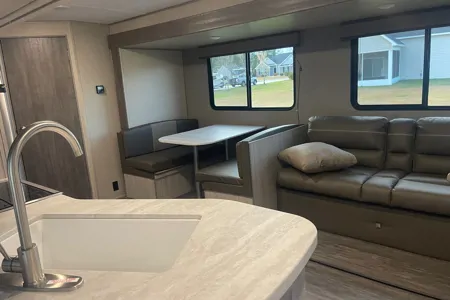 Kevin 's -tyler cruz Aurora  26bhs Travel Trailer