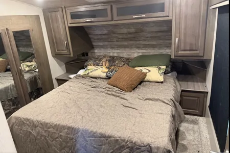 Steven's Keystone 29rks Fifth Wheel