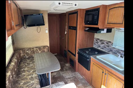 Keith's Jayco Jay Feather Ultra Lite 228 Travel Trailer