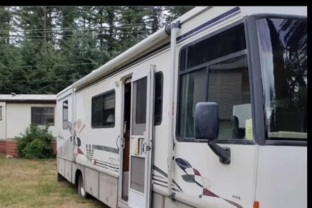 Abdul's Winnebago Adventures