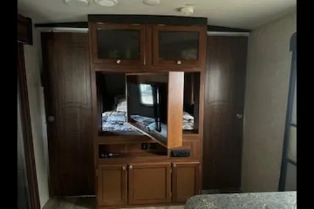 Pet Friendly 2016 Wilderness by Heartland bumper pull camper