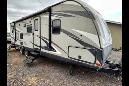 Pet Friendly 2016 Wilderness by Heartland bumper pull camper