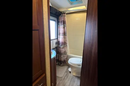 Pet Friendly 2016 Wilderness by Heartland bumper pull camper