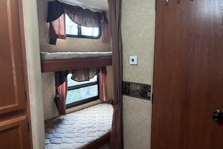Dukes Drifter - 26' Forest River Travel Trailer