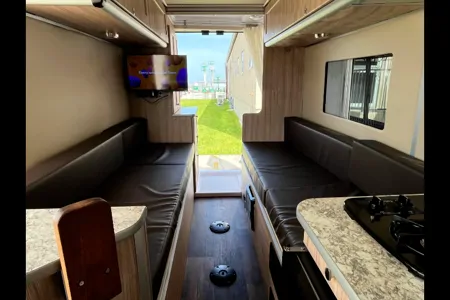 2018 Hymer Sunlight Class B