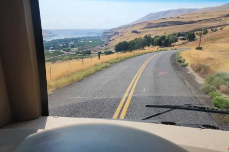 “The Outlaw Express” – Simple and Bold