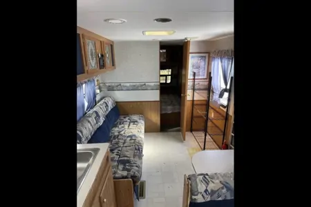 Fleetwood Mallard Travel Trailer 29ft