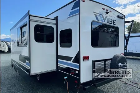 Your luxurious Escape Awaits!