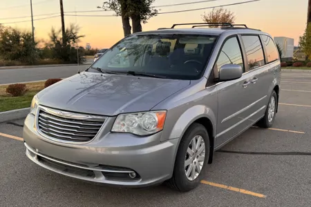 Minivan camper «Two On The Road»