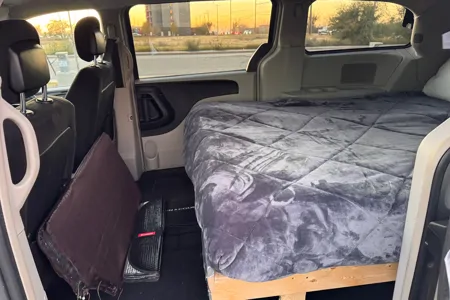 Minivan camper «Two On The Road»