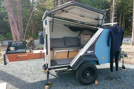 Seba's TAXA Tigermoth Trailer