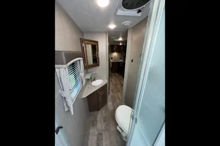 Forest River Rockwood Ultra Lite 2609WS Travel Trailer