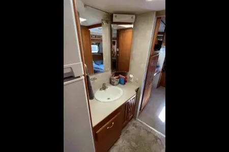 Albert's Coachmen Aurora Class A