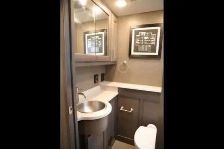 The Palazzo Royale – Luxury Diesel Class A