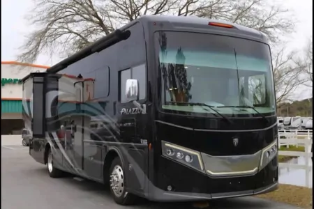 The Palazzo Royale – Luxury Diesel Class A