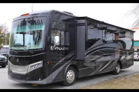The Palazzo Royale – Luxury Diesel Class A