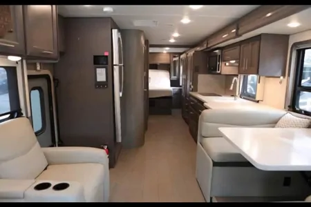 The Palazzo Royale – Luxury Diesel Class A