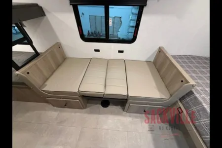 E & J’s RV Rentals