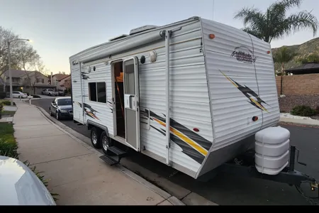 Jaime's Eclipse Attitude 21AK Toy Hauler