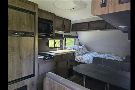 18 ft. Starcraft Trailer