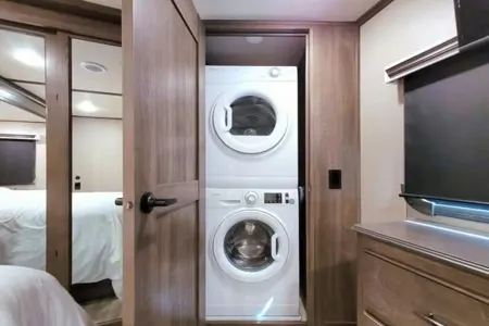 2022 Grand Design Solitude: High-End Comfort