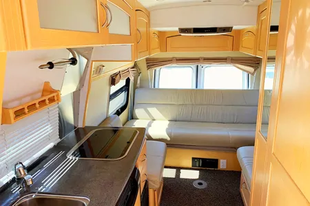 2009 Pleasure Way - 20 ft tiny home on wheel - with solar