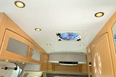 2009 Pleasure Way - 20 ft tiny home on wheel - with solar