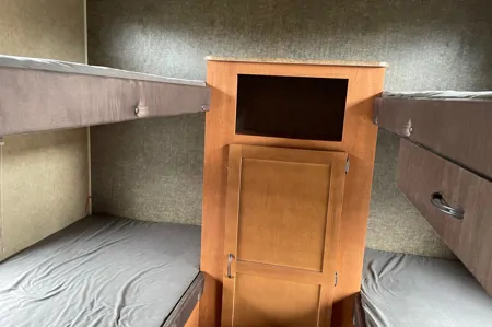 Roomy Bunkhouse Family Trailer