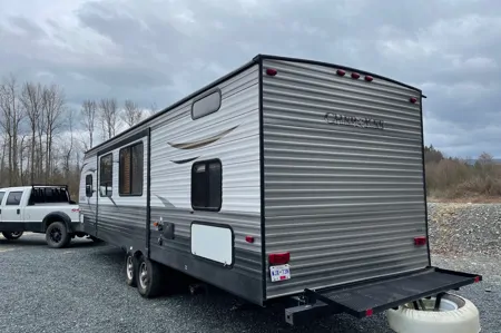 Roomy Bunkhouse Family Trailer