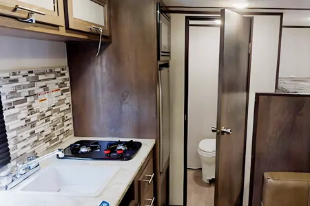 C & E’s Cozy Camper