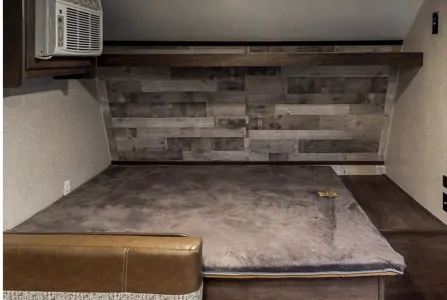 C & E’s Cozy Camper