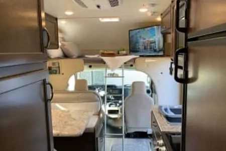 RV Trippin - "Eleanor" - Thor Freedom Elite