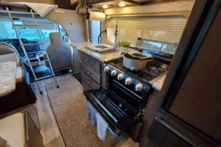 RV Trippin - "Eleanor" - Thor Freedom Elite